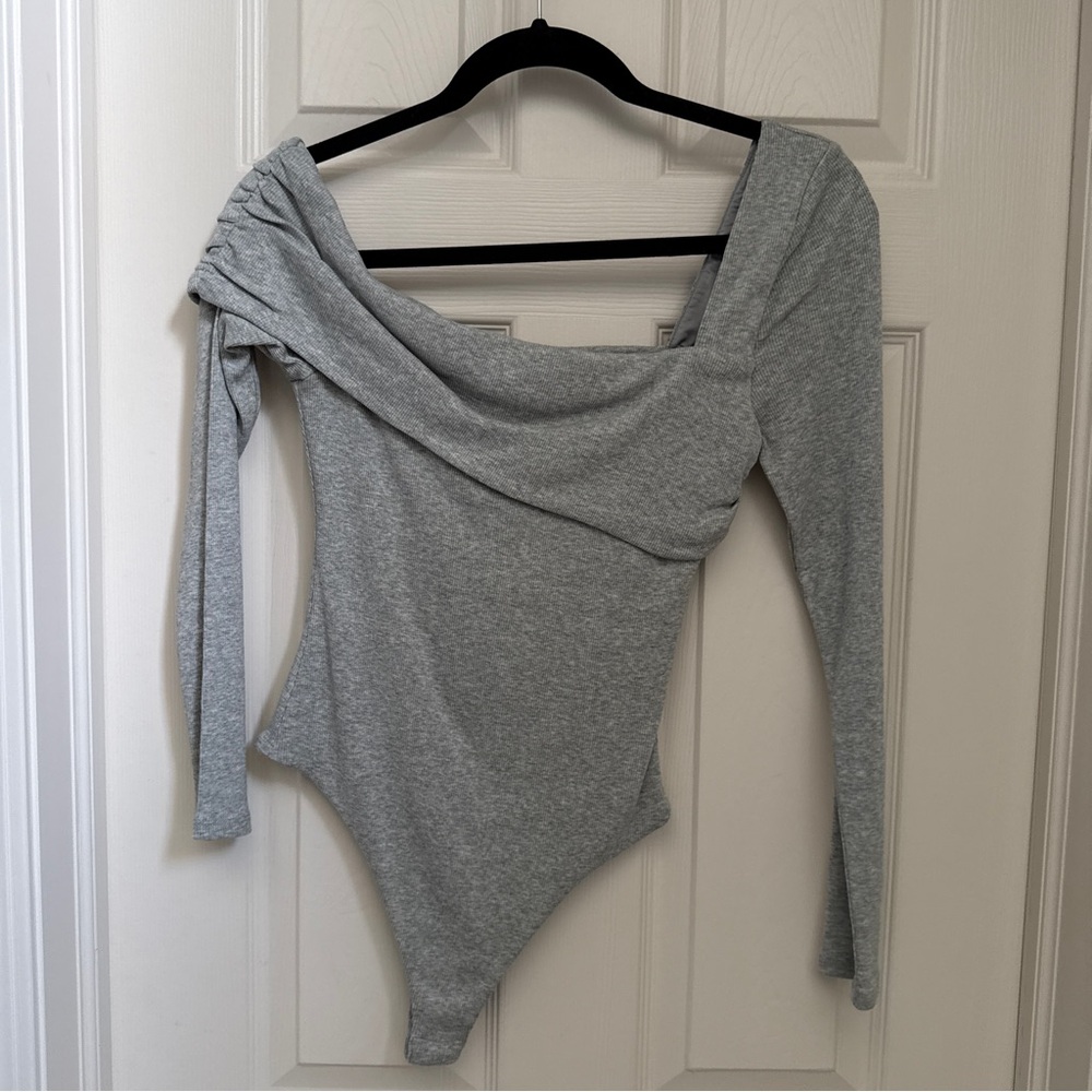 Lovers and Friends Florence Gray Women's Long Sleeve Bodysuit size medium NWT